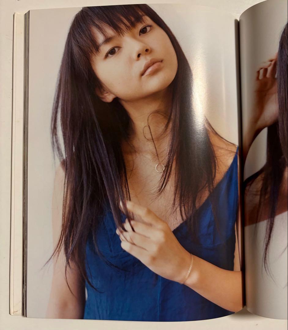 1/25 : イチガツニジュウゴニチ 多部未華子写真集 - メルカリ