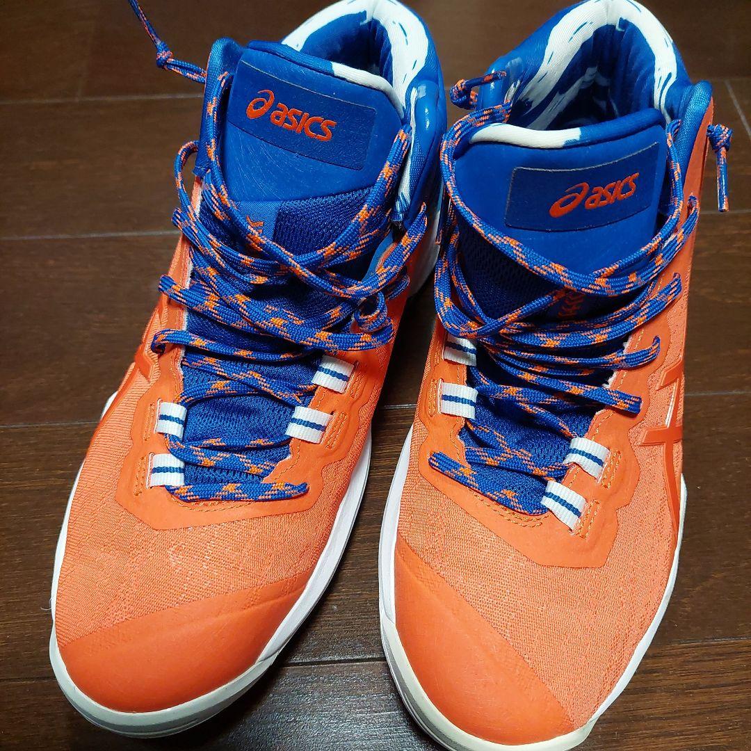 ASICS バスケットシューズ オレンジ/青、KNICKSカラー/キッズ - メルカリ