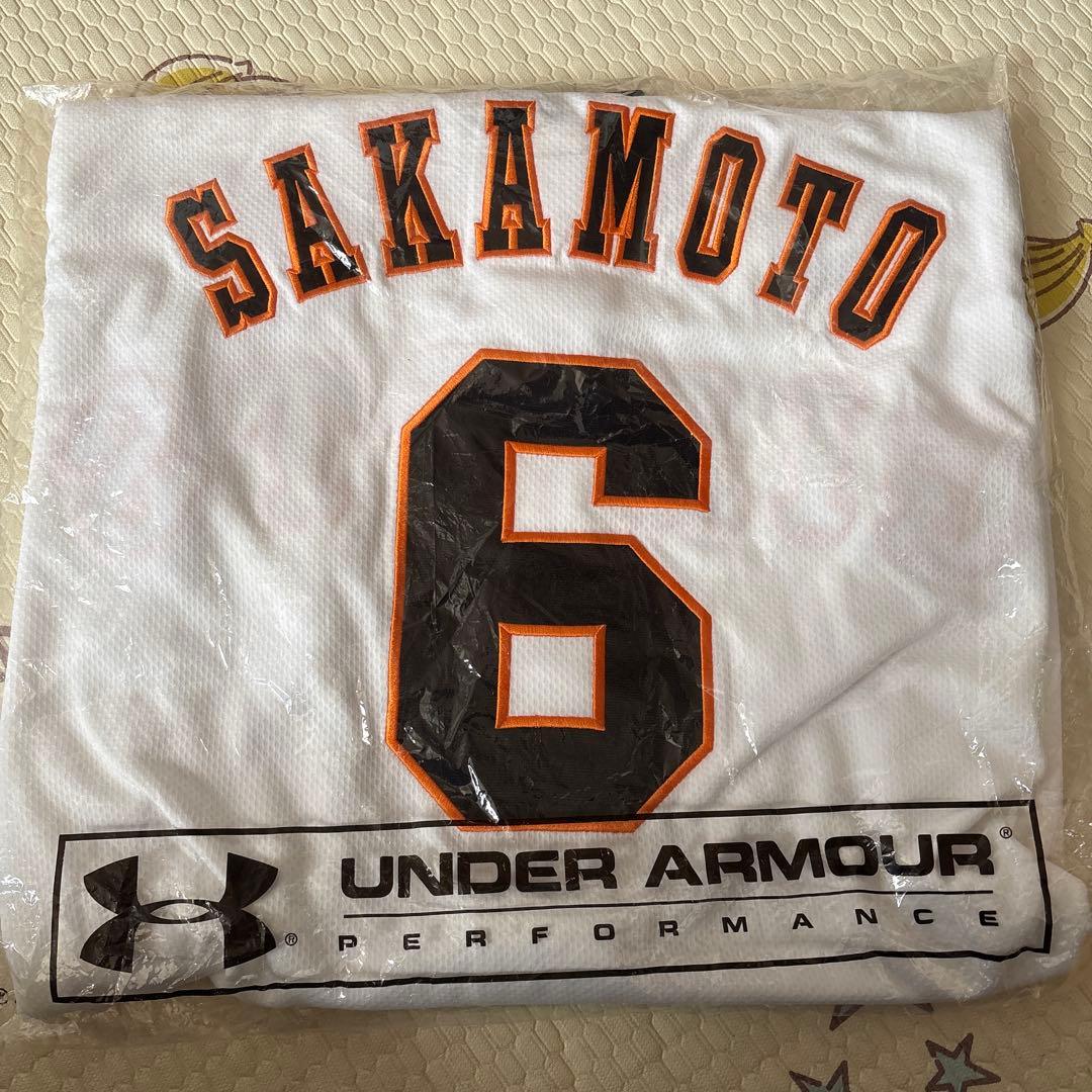 読売ジャイアンツ 巨人　坂本勇人 アンダーアーマー UNDER ARMOUR (アンダーアーマー) 読売ジャイアンツ 背番号6 坂本勇人