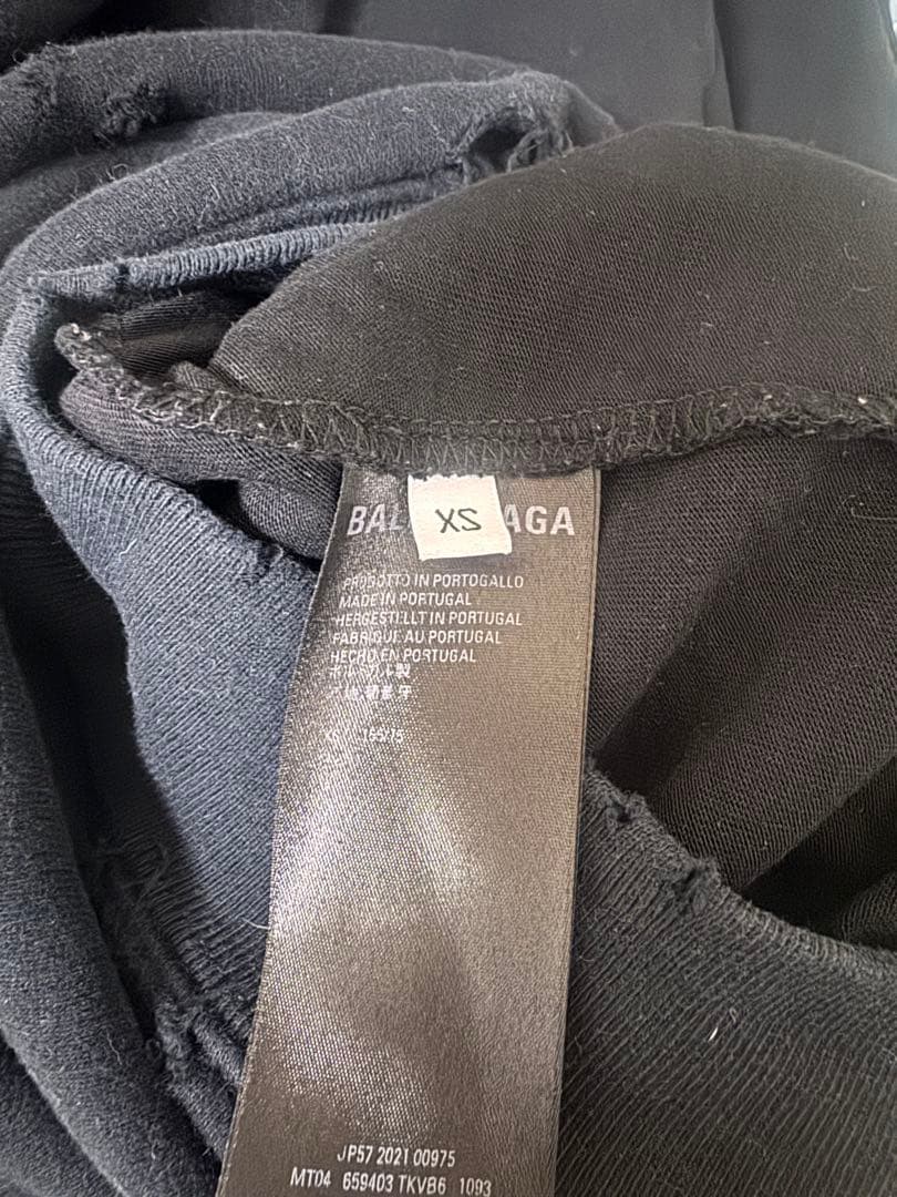 BALENCIAGA ブラック デストロイパーカー XS ダメージ加工 - メルカリ