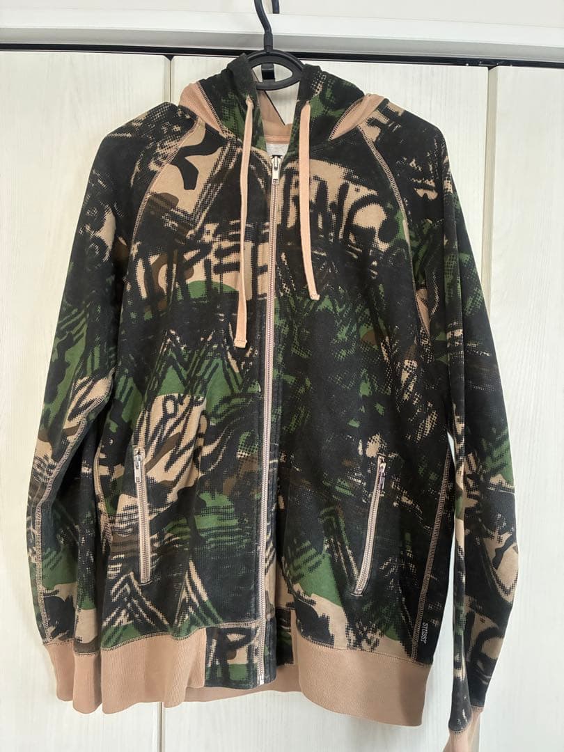 STUSSY 迷彩 ジップパーカー M - メルカリ