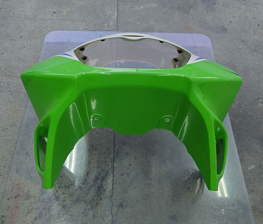 グリン様 ZXR250 フロントカウル スクリーン付き ブーメラン - メルカリ