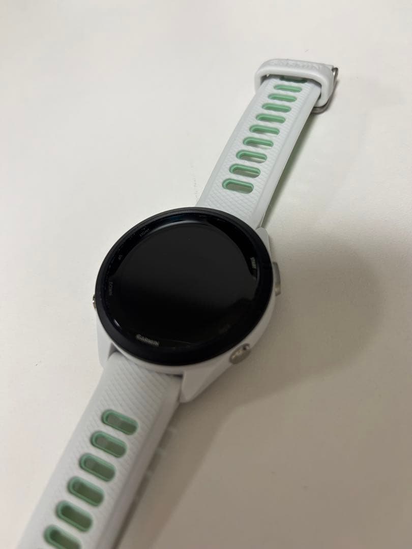 GARMIN FORERUNNER 265S ホワイト Forerunner 265 - GPS Marathon Smartwatch For Runner (White