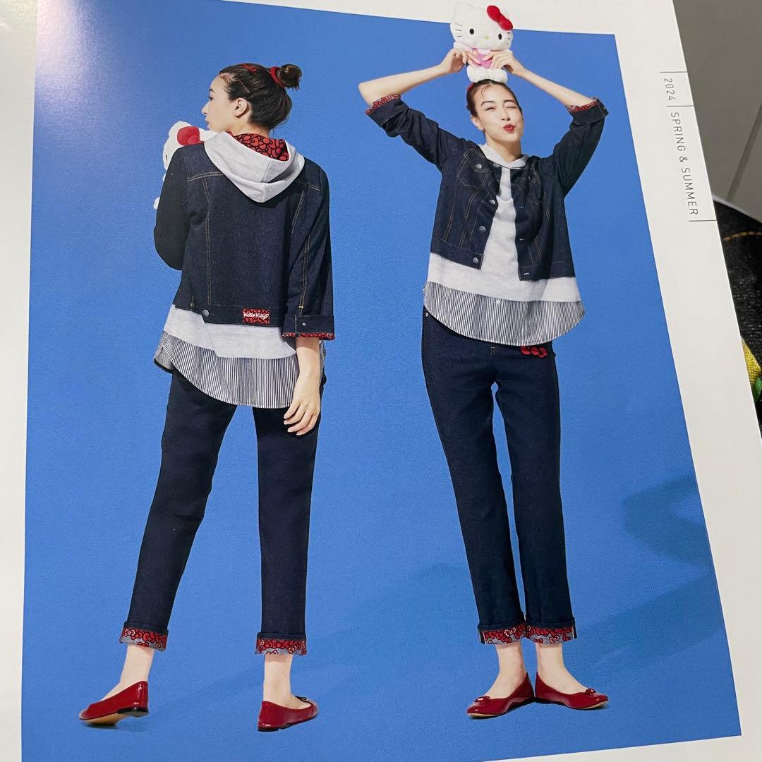 新品ワコール カルソン ハローキティコラボ フェイクデニムパーカー