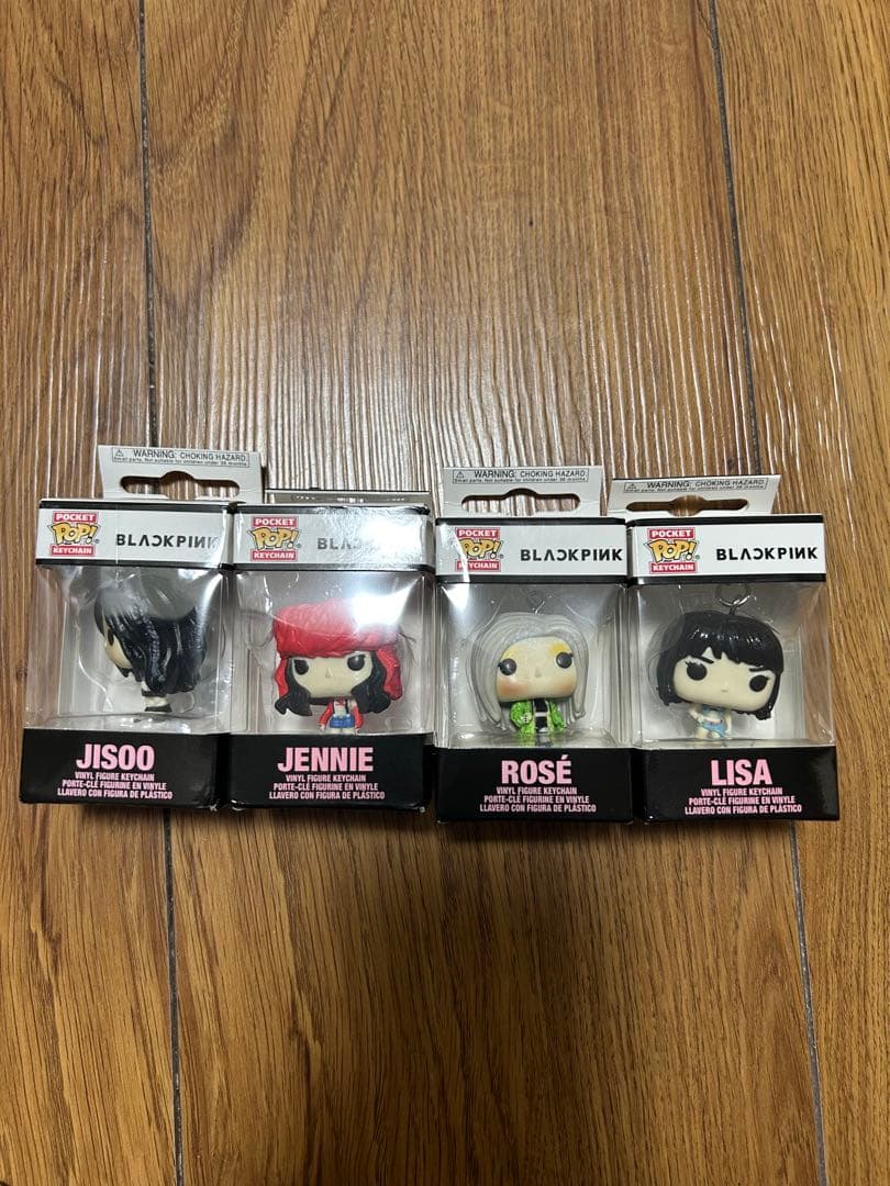 BLACKPINK フィギュアpopJISOO JENNIE ROSÉ LISA Amazon.co.jp: Funko Pop! Blackpink - リサ、ジェニー、ジスー