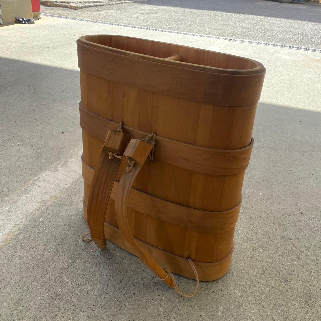 竹製花飾り　楕円形 彫刻入り スイス製 リュック式 和柄の竹製ヘアゴム 梅の花 レーザー彫刻 ヘアゴム Bamboo Fam. 通販