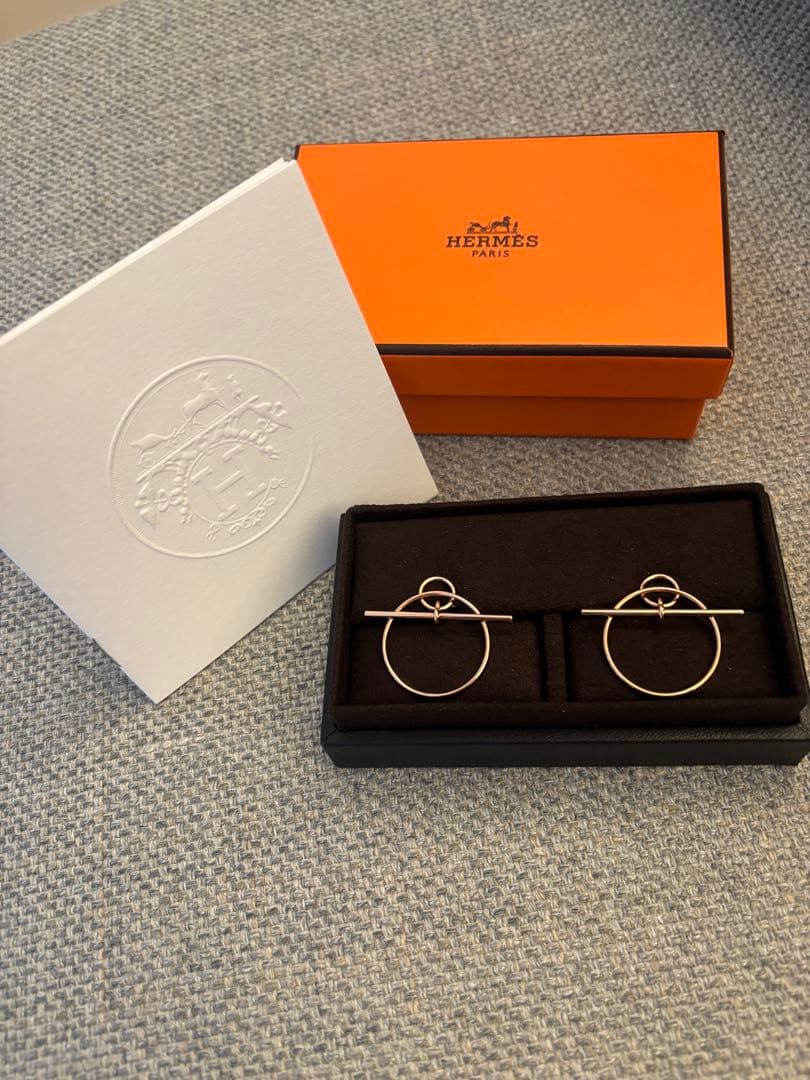 【新品未使用】HERMES エシャペPM ローズゴールド　箱保証書あり HERMES（エルメス） 【新品同様】エルメス リング エシャペ PM ピンク