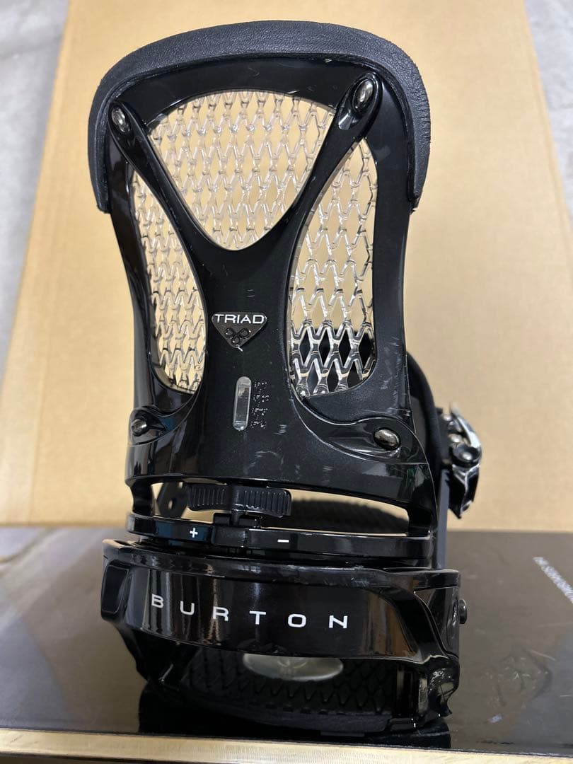 BURTON バートン ビンディング TRIAD 164 ボード付 2026年最新】バートン triadの人気アイテム - メルカリ