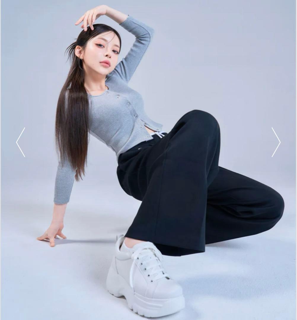 新品未使用】 鈴木亜美 さん プロデュース スニーカー Lサイズ - メルカリ