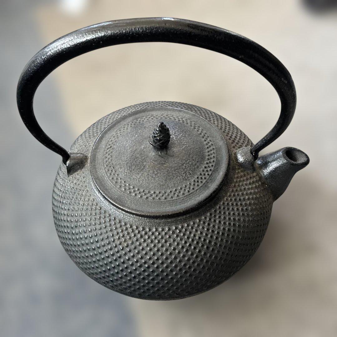 南部運南堂鍋元造南部鋳吉銘15型アラレ 南部鉄瓶 南部鉄器 調理器具