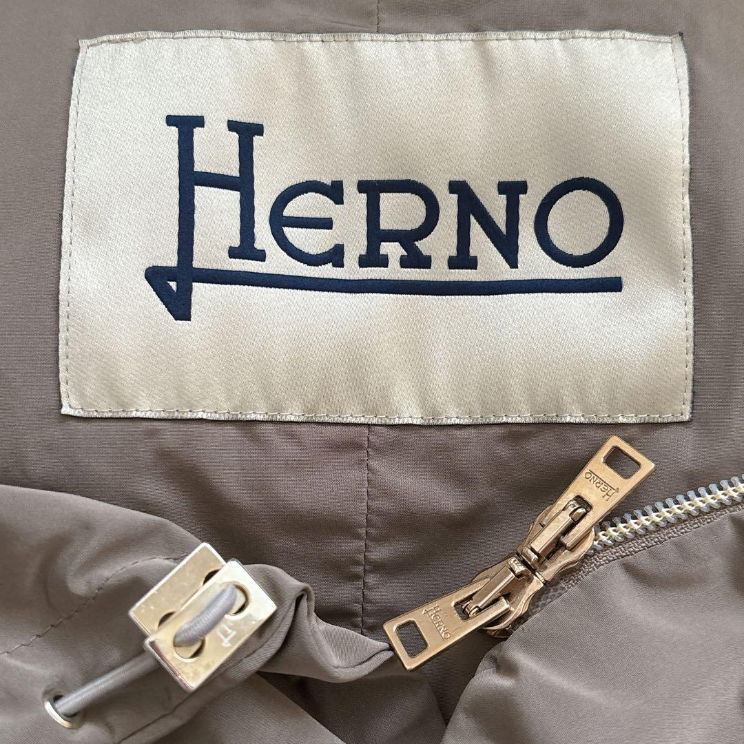 1316】ヘルノ 切り替えライトダウンジャケット コート ベージュ 44