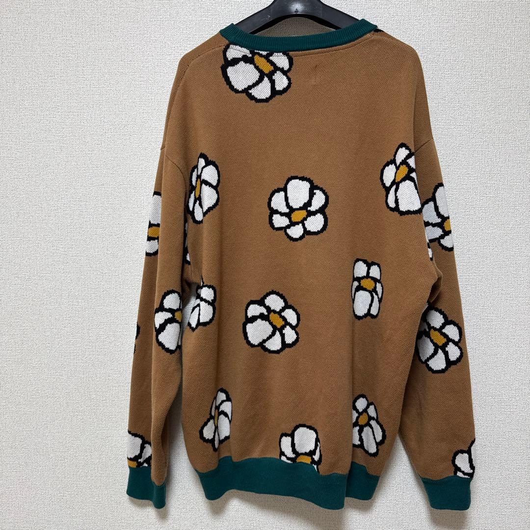 Montley 花柄ニットセーター 長袖 ブラウン - メルカリ