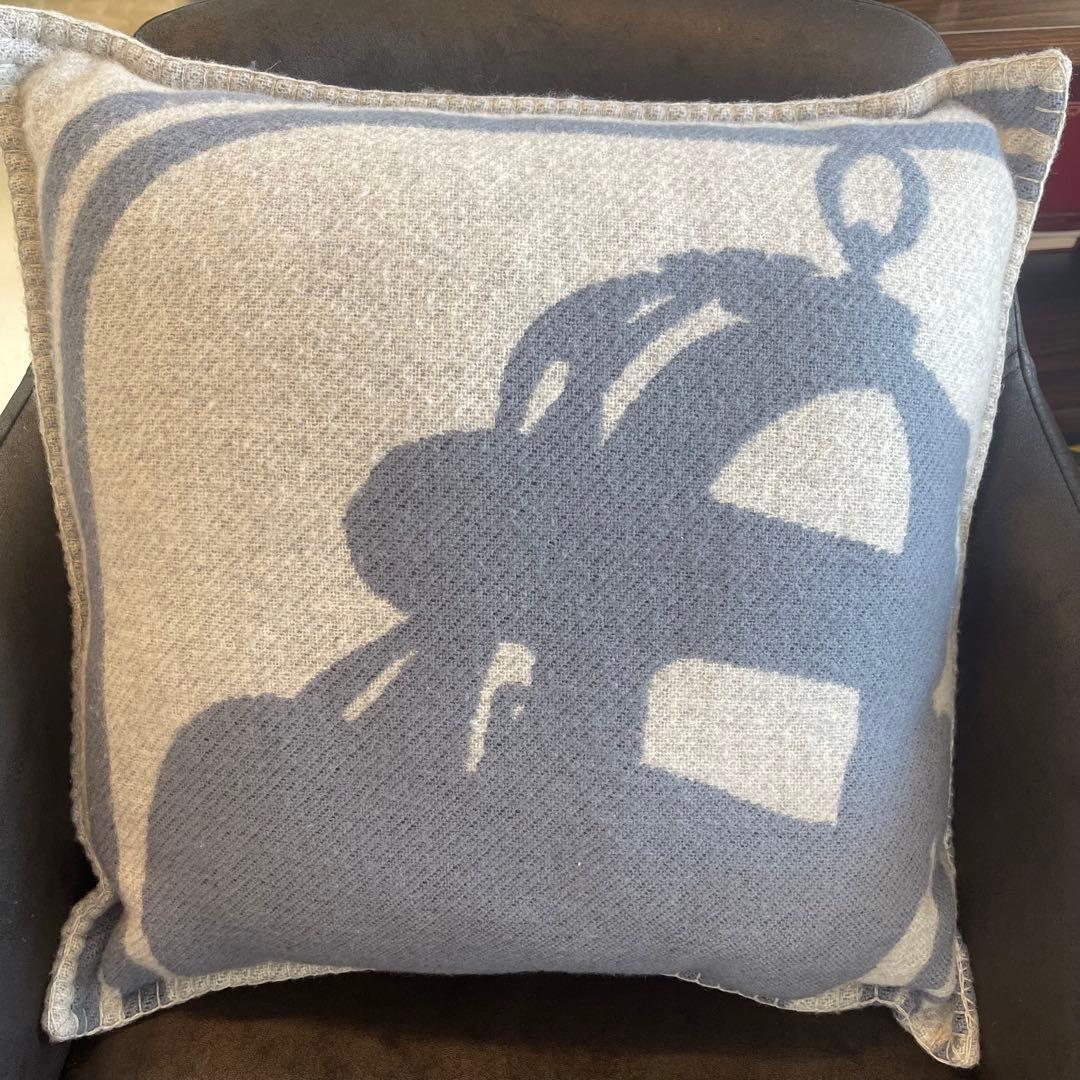 未使用】猫村さん Coral & Tuskクッションカバー 40x40 cm