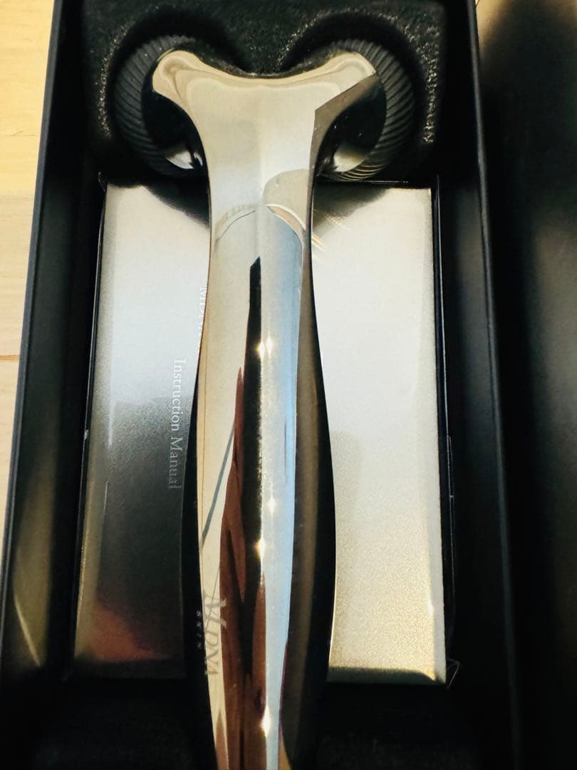 MDNA スキン ザ ビューティーローラー フォーアイズ - メルカリ