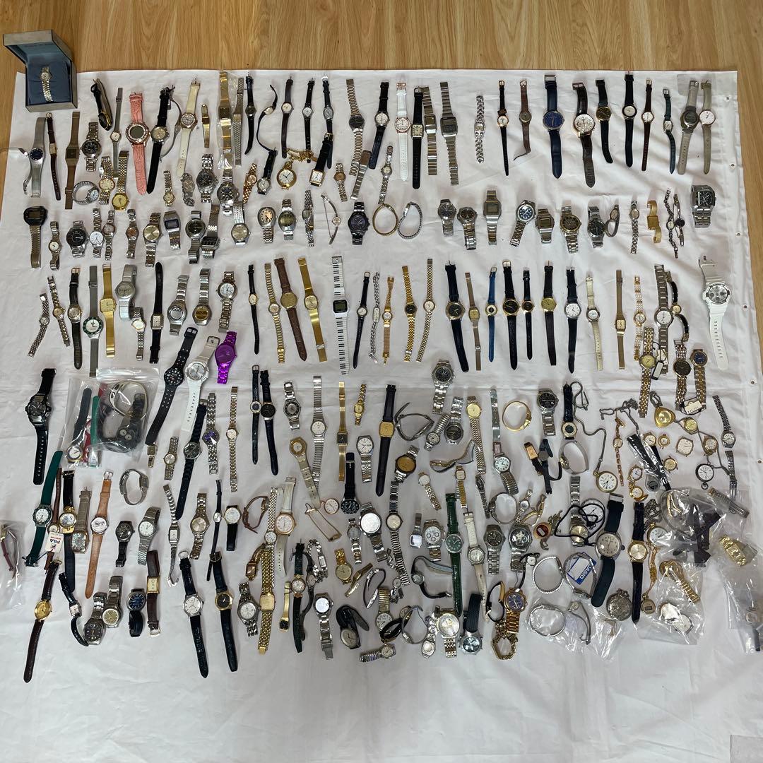 おまとめジャンク腕時計　約200点　メンズ　レディース 腕時計 まとめ売り 15点 ジャンク品 クォーツ アナログ レディース