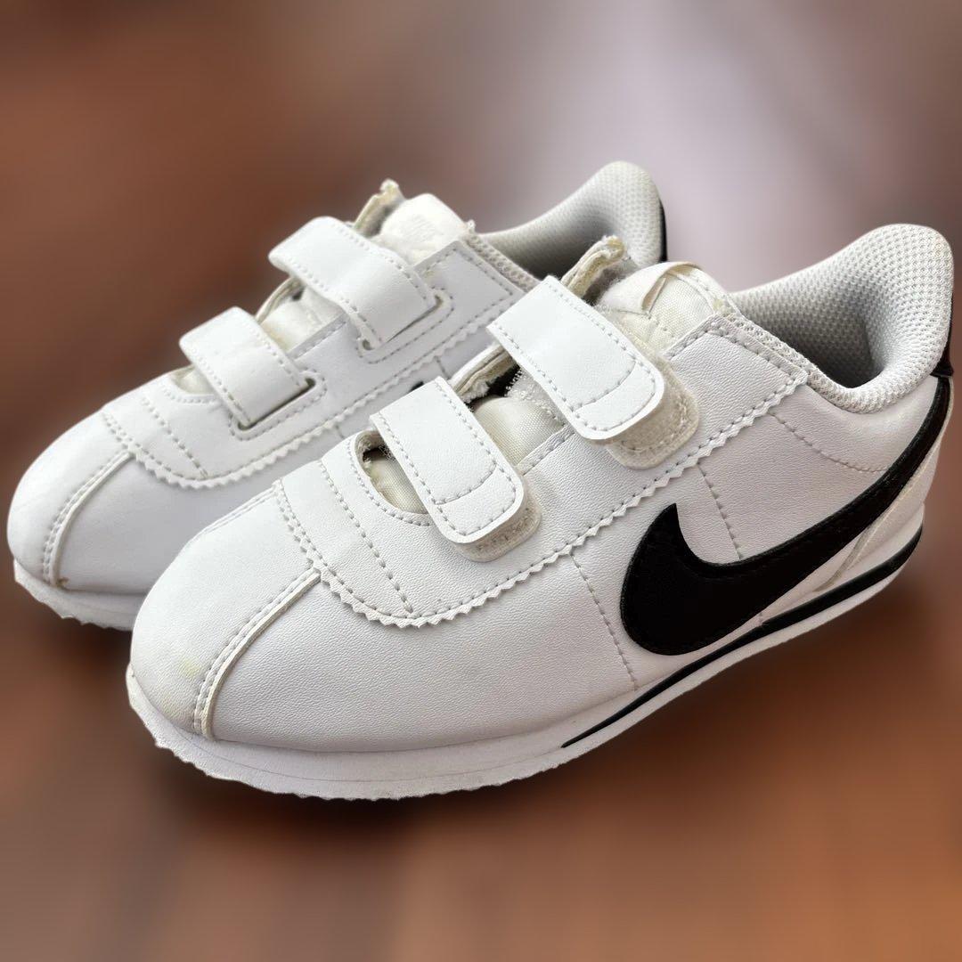 Nike ベルクロ スニーカー ホワイト/ブラック - メルカリ