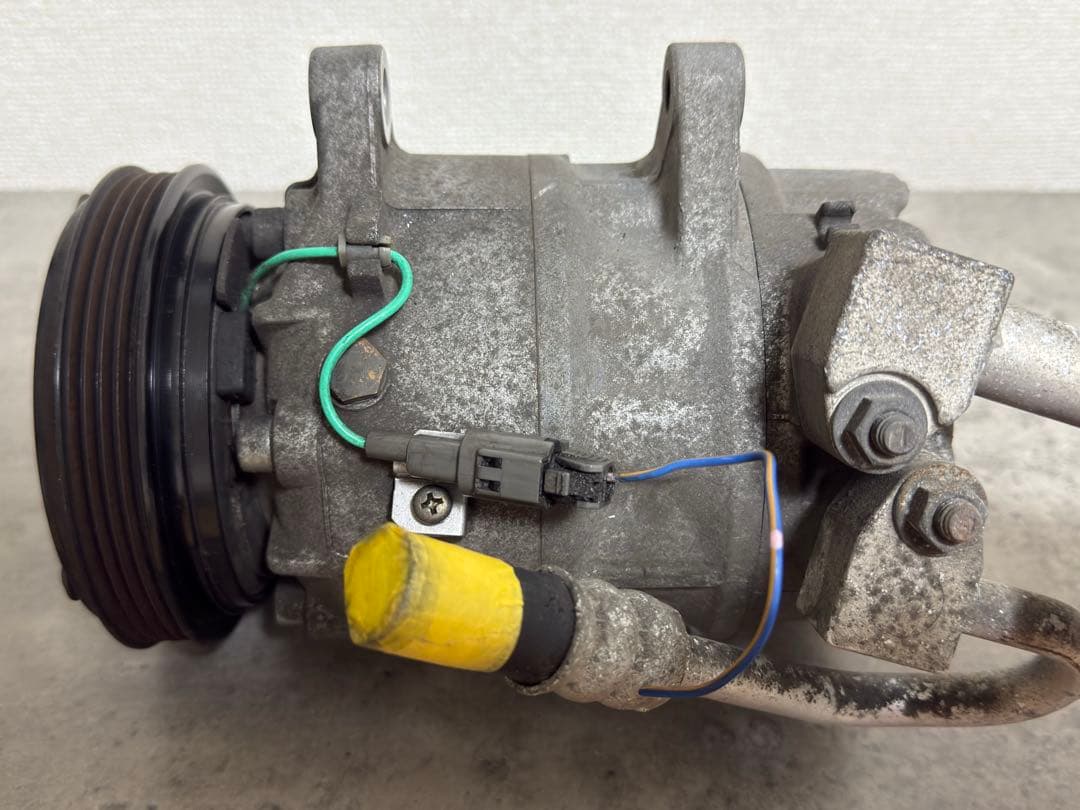 C34 ローレル エアコンコンプレッサー RB20E 92600-70T16 - メルカリ