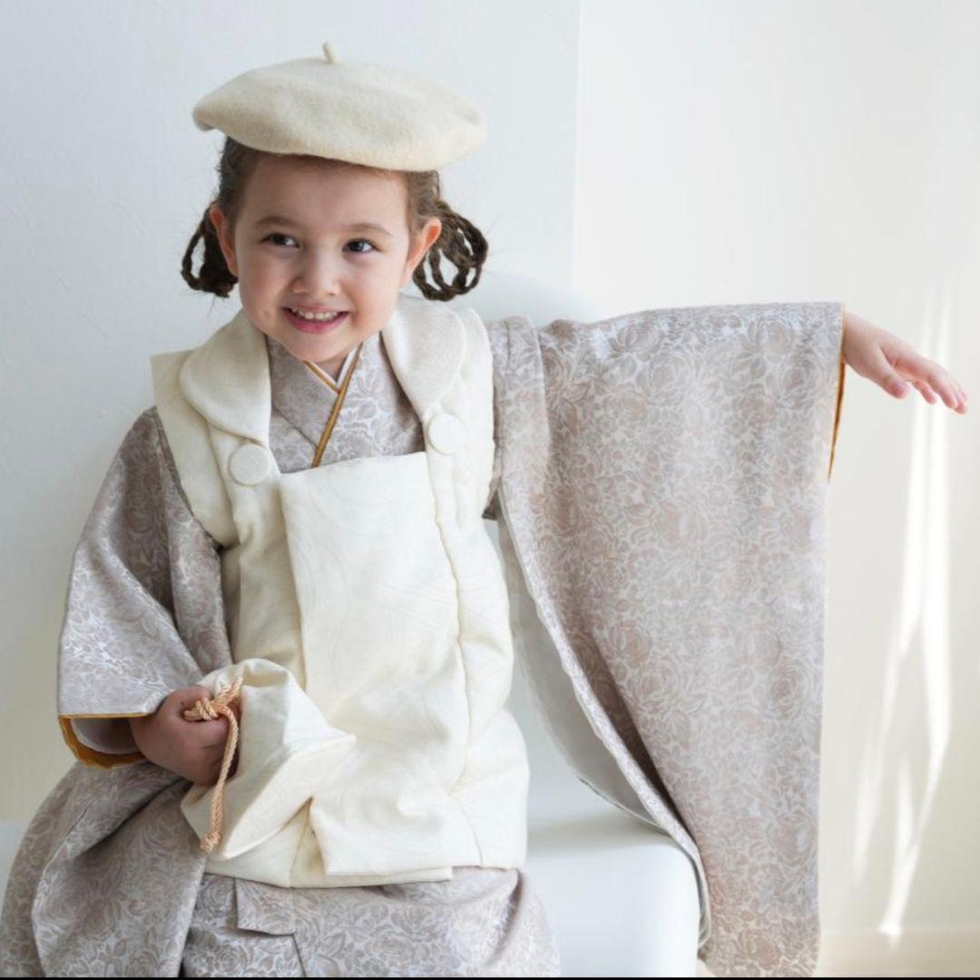 ❀大人気❀　早期完売品　新品未使用　清楚系　ピーチアイボリー　女の子　男の子