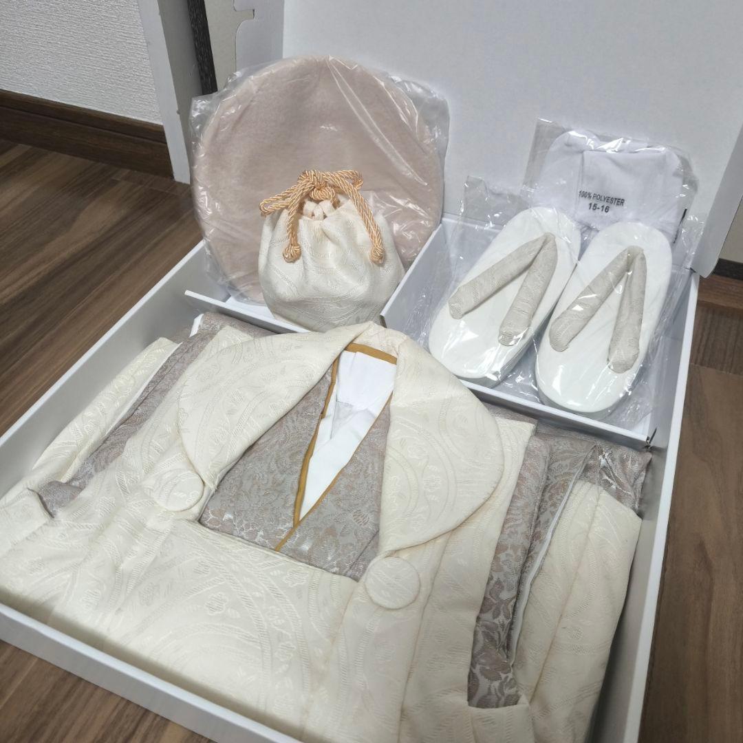 ❀大人気❀　早期完売品　新品未使用　清楚系　ピーチアイボリー　女の子　男の子