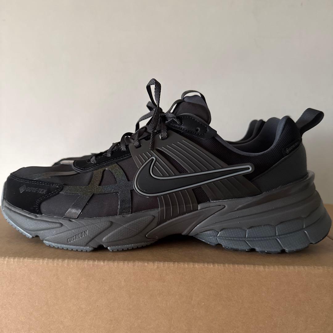 ナイキV2K ラン GORE-TEX ウィメンズ29cm - メルカリ