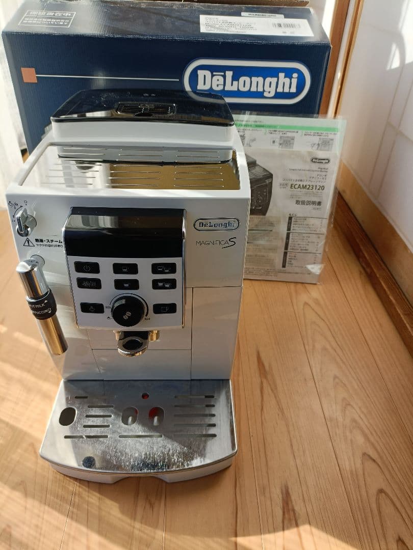 ★現状品　ジャンク　デロンギ マグニフィカS ECAM23120WN ホワイト 新品 デロンギ マグニフィカS ECAM23120WN 全自動 コーヒーメーカー