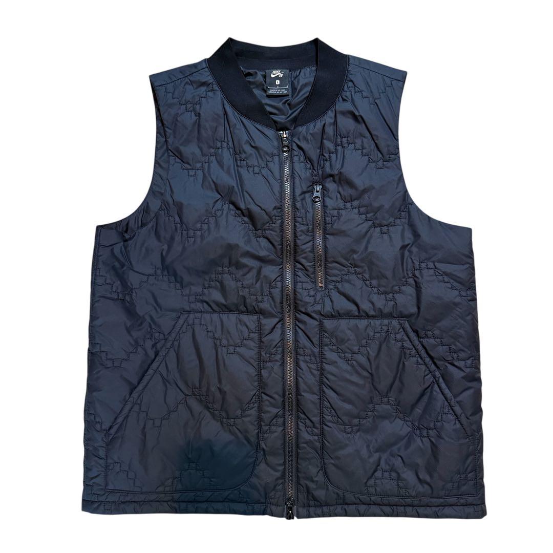 NikeSB ブラック キルティングダウンベスト L - メルカリ