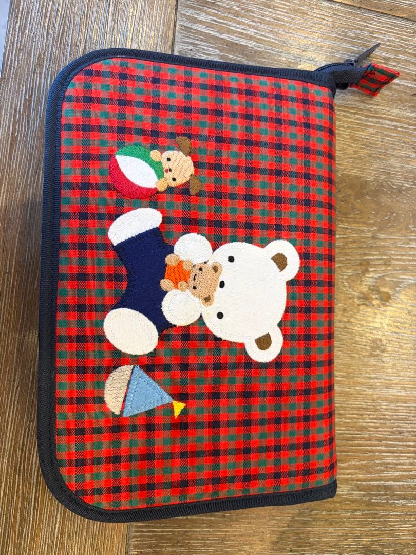 11/15まで　ほぼ未使用　ファミリア　母子手帳ケース　001 母子手帳ケース｜ファミリア公式オンラインショップ | ファミリア公式