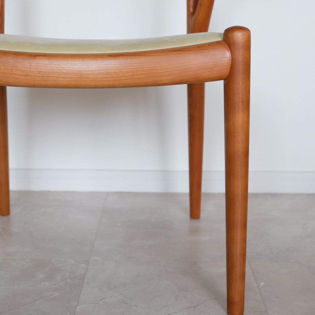 k*2様 【美品｜メンテ済み】Vチェア 家具蔵（KAGURA） チェリー材②