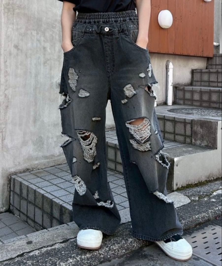 新品タグ付き☆Candy stripper ダメージパンツ - メルカリ