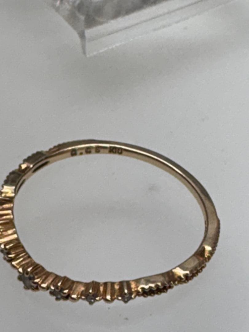 アガット・k10ゴールド 波型 ダイヤリング・13号・0.8g・中古品