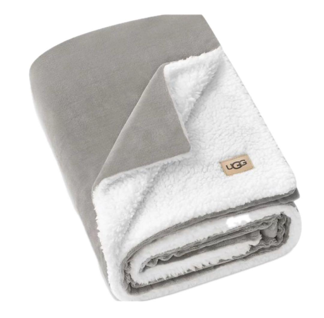 「UGG」「防寒」「プレゼント」「完売」「即日発送」⭐︎フリースブランケット UGG アグ ダッフィールドスロー ブランケット – TopIsm