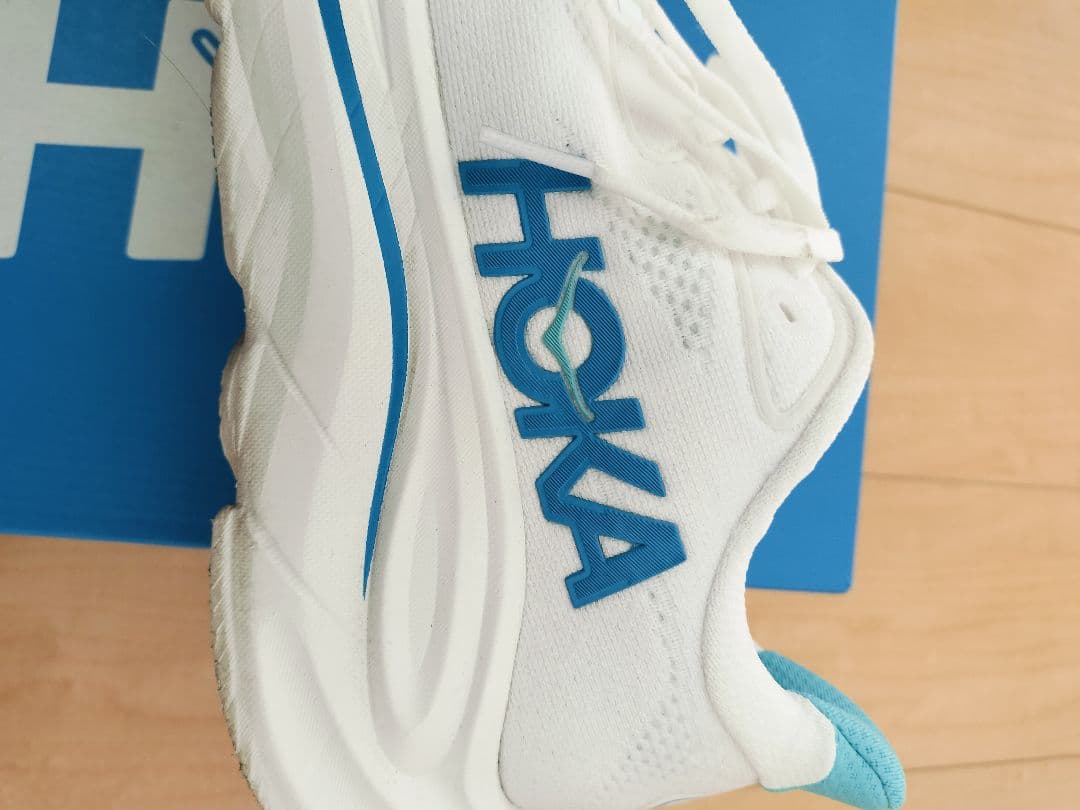 みーちゃま【美品　正規品】HOKA　CLIFTON10 25.5cm