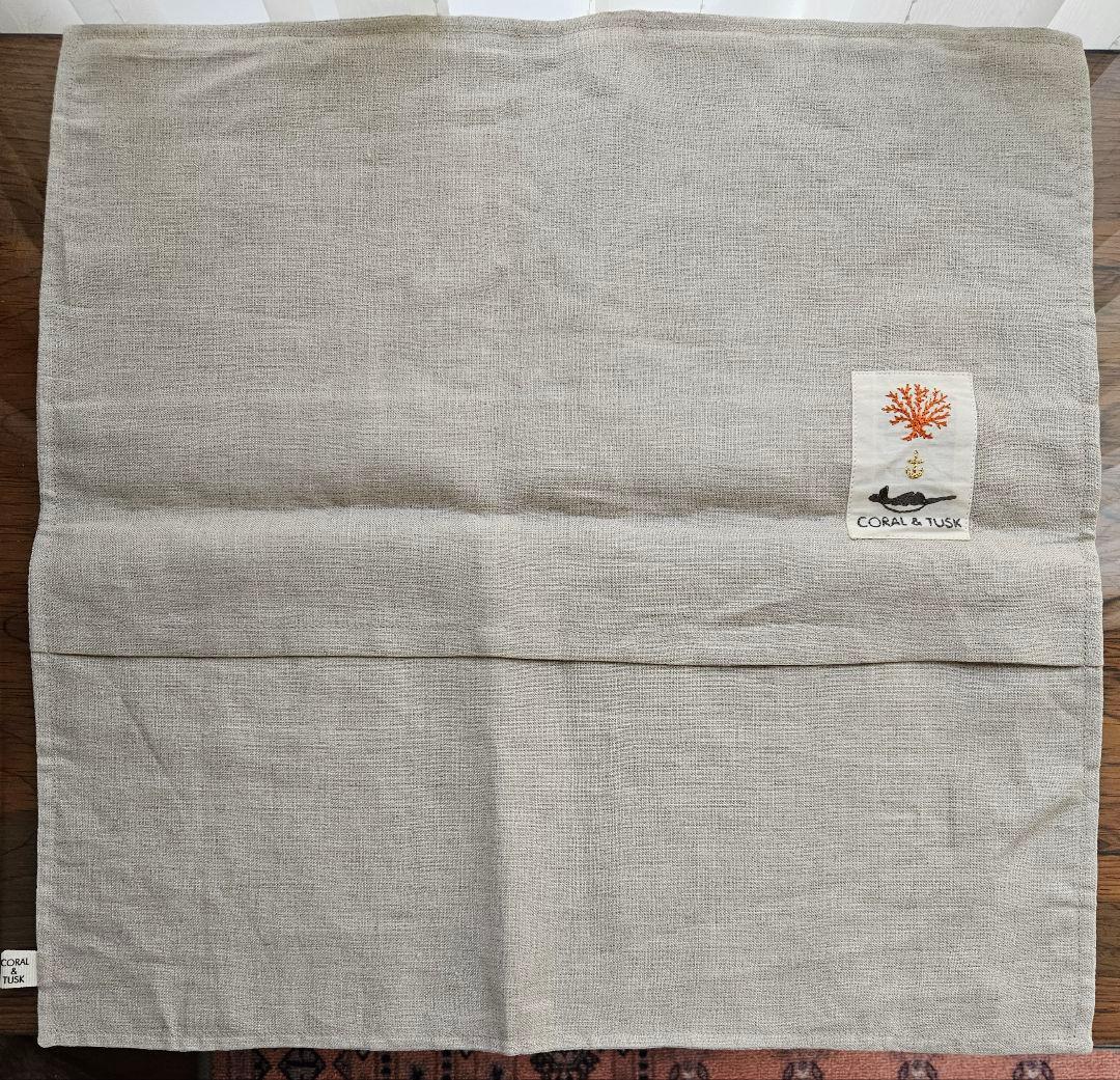 未使用】猫村さん Coral & Tuskクッションカバー 40x40 cm