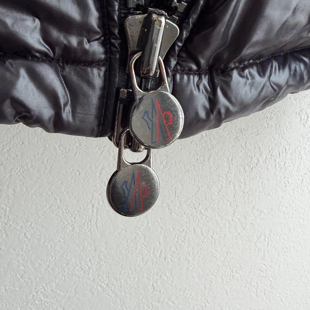 美品✨】モンクレール MAYA ダウン 黒 DISTタグ シリアル認識済 - メルカリ