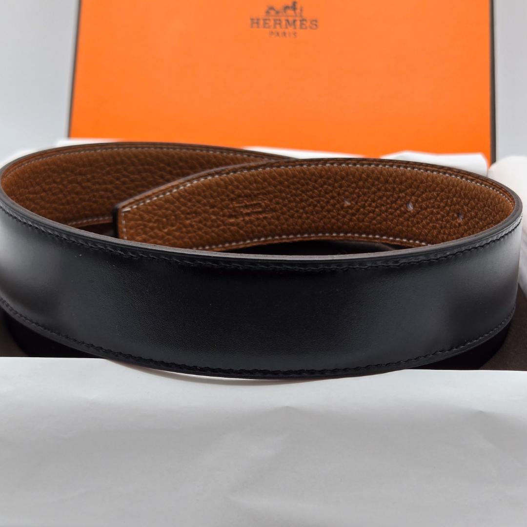 HERMES \"H\" セラミックバックル。希少品。