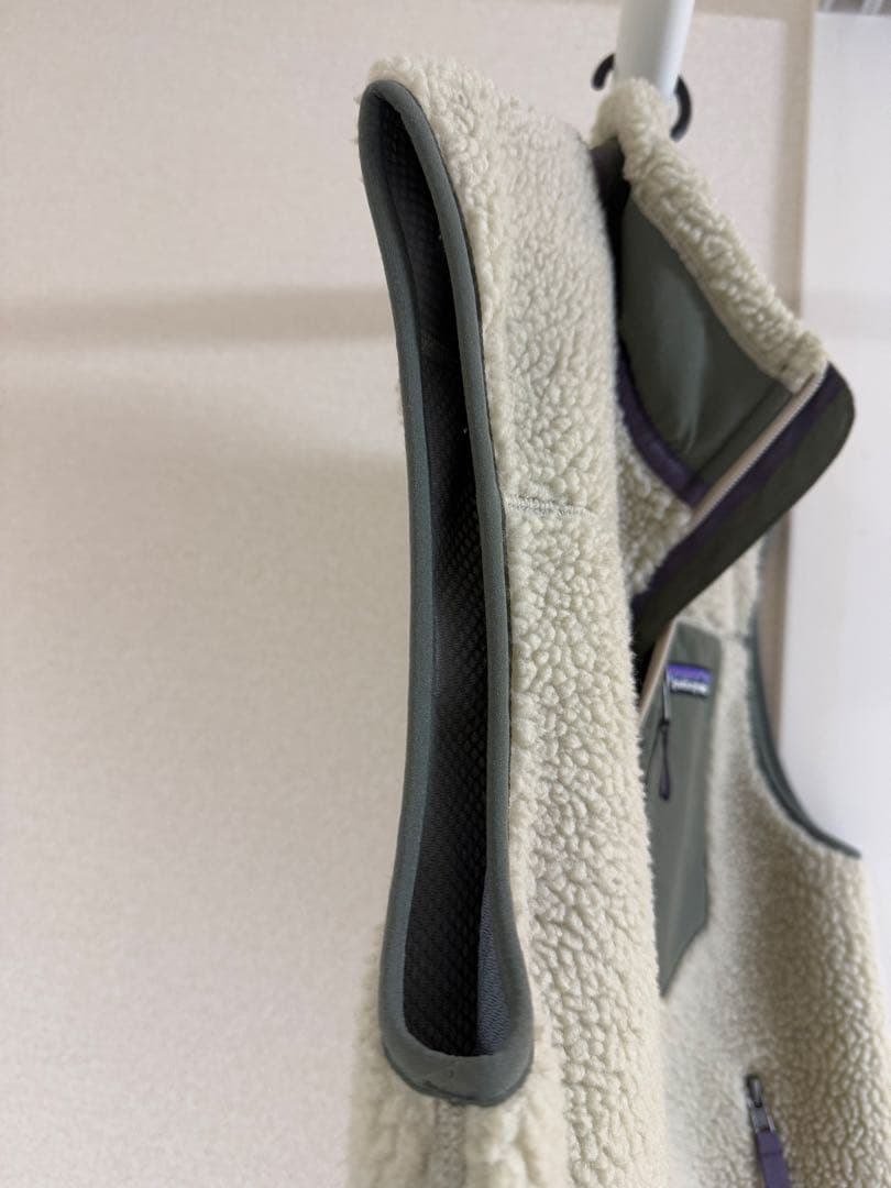 patagonia フリースベスト Sサイズ クリーム&グリーン 美品 数回着用