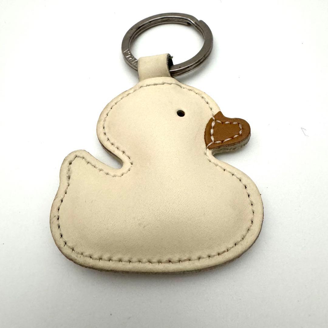 フルラ FURLA キーホルダー バッグチャーム アヒル レザー オフ