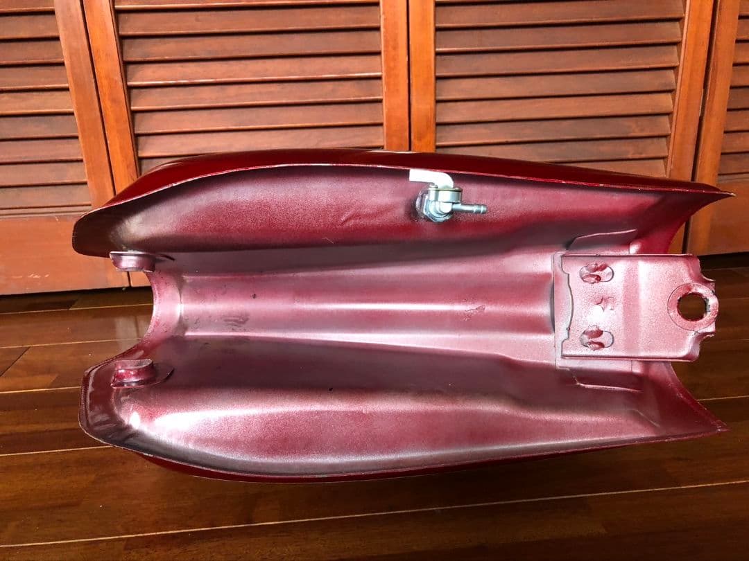 GWsale☆美品☆汎用8Lバイクタンク - メルカリ