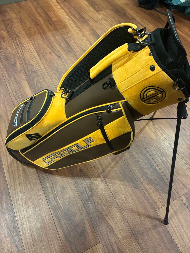CPG GOLFキャディバッグ ブラウン/イエロー CPG GOLF CPGゴルフ 1519-22248 ミニマムPU キャディーバッグ With RC