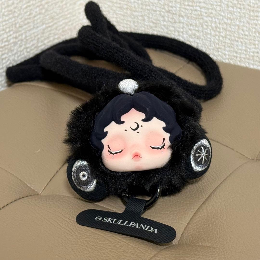 スカルパンダ You Found Me darkness スマホ ストラップ - メルカリ