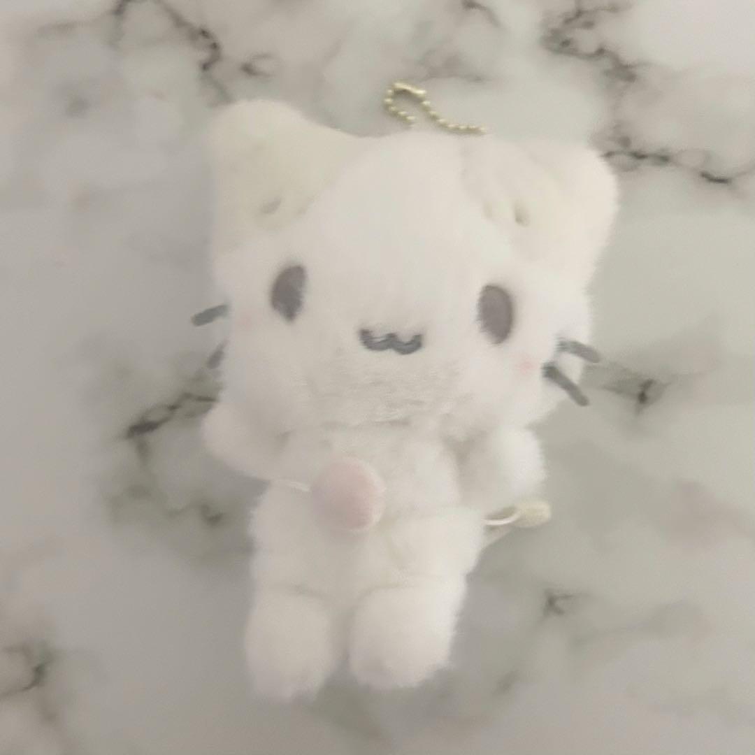 マシュマロみたいなふわふわにゃんこ しろふわ雲 マスコット サンリオ