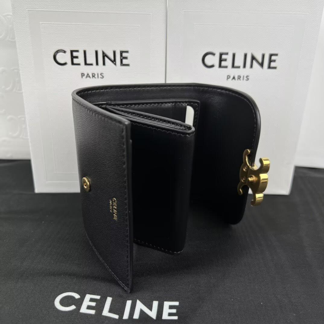 CELINE ブラックレザー三つ折り財布 - メルカリ