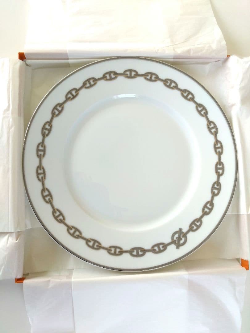 HERMES シェーヌダンクルプラチナチェーン柄 プレート27cm - メルカリ