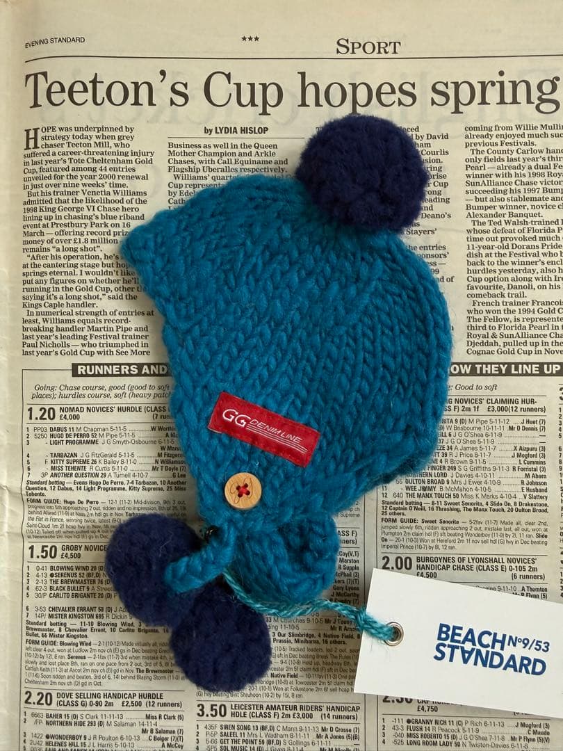 おまとめ2点　　アトリエGG FLIGHTKNITCAP 2½ 別注】アルネソファ 2人掛け [WF-1/JACQUARD-CAMEL](F型)｜ソファ