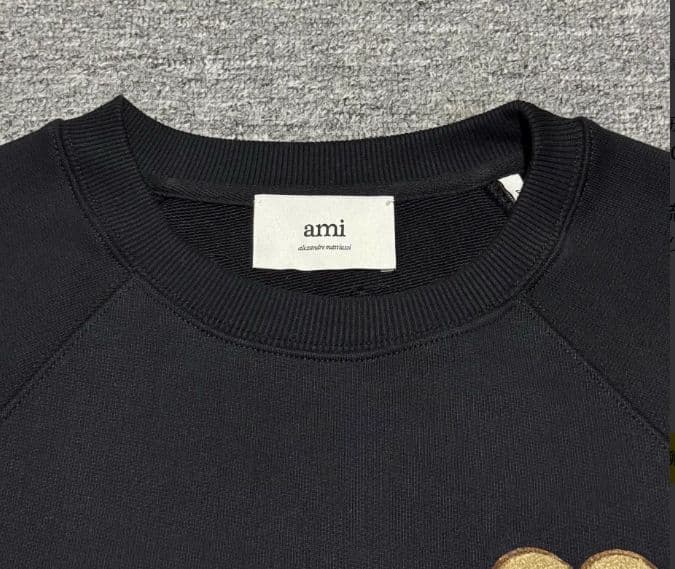 新品✨ ami paris アミパリ 黒 トレーナー サイズ L33 - メルカリ