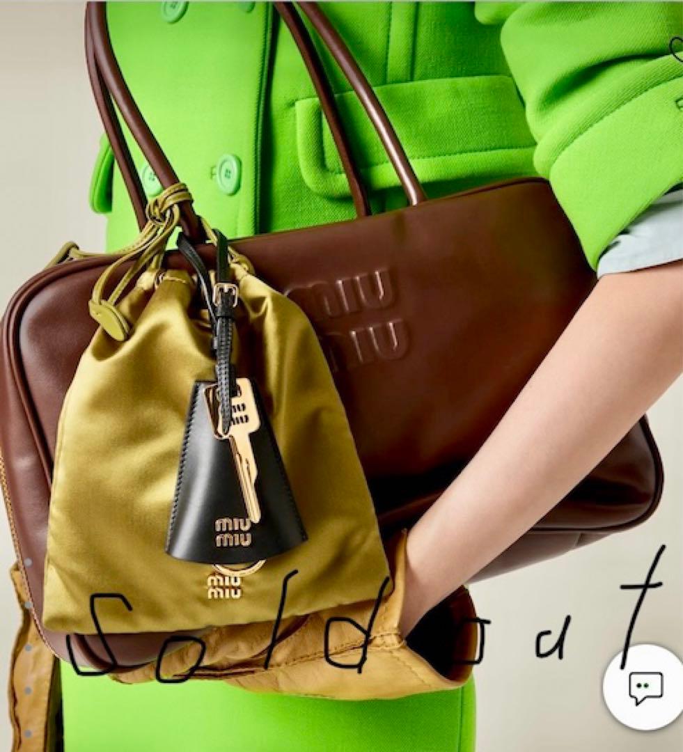 ミュウミュウ ダッチェスポーチ 2024FW新作 - メルカリ