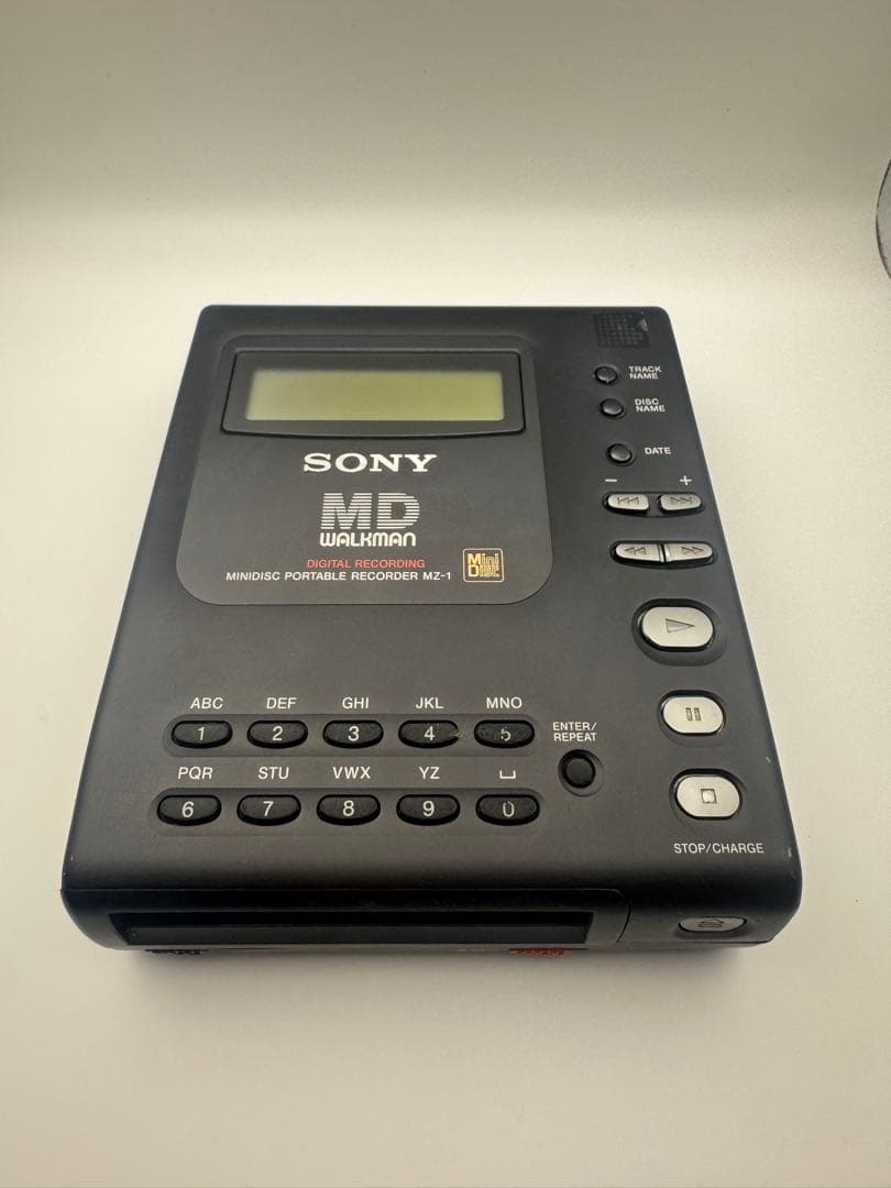 SONY MZ-1 MDプレーヤー　ウォークマン MD　ジャンク品 SONY ソニー MZ-1 ポータブルミニディスクレコーダー MDウォークマン