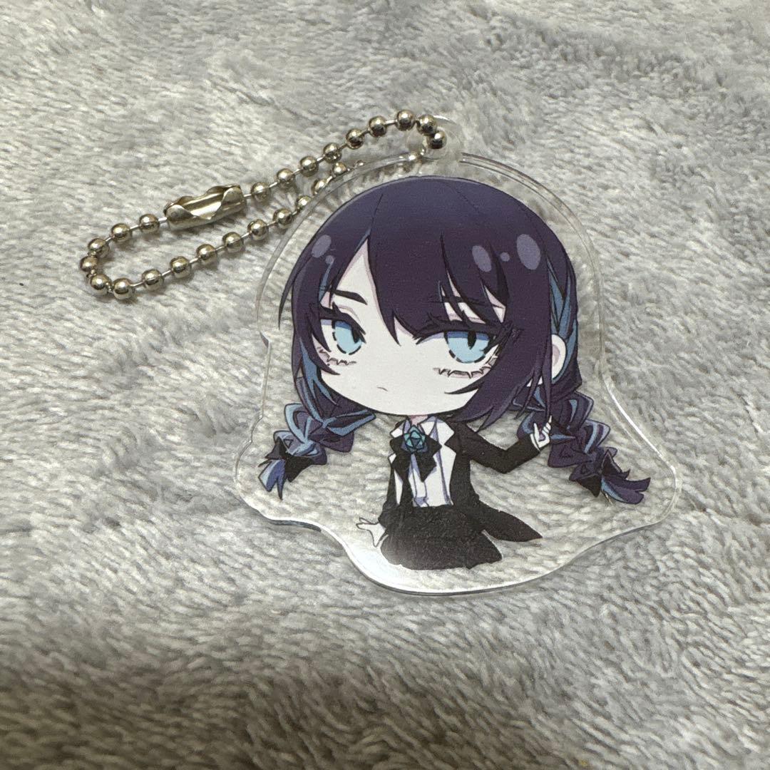 Ado マーズ ガチャガチャ 三つ編みチャンドキーホルダー - メルカリ