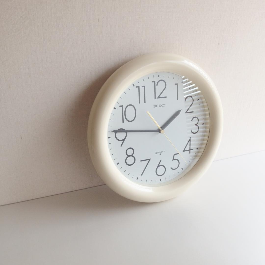 SEIKO 白の掛け時計 70-80s ポストモダン - メルカリ