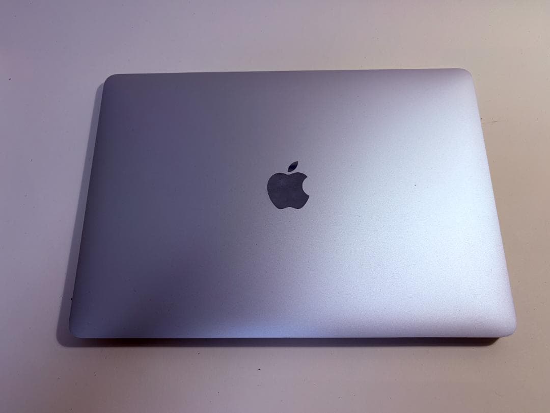 Apple MacBook Air シルバー 日本語キーボード MGN93JA/CTO【日本語（JIS）キーボード カスタマイズモデル】13インチ